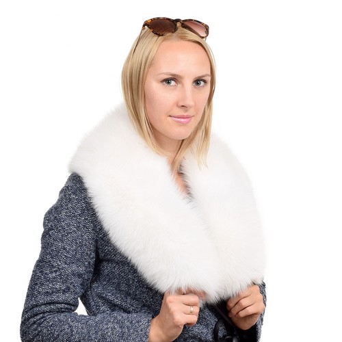 Eleganter pelzkragen aus - pelzkragen,